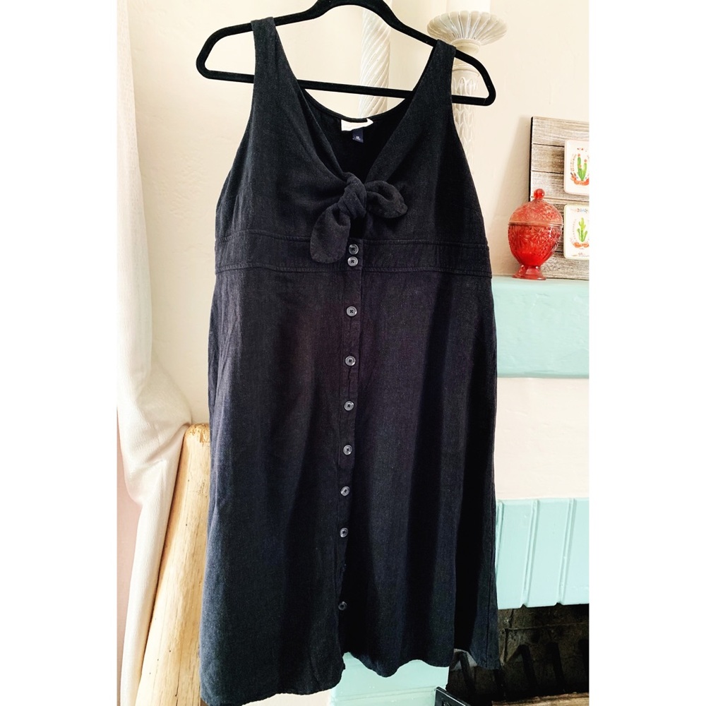 Universal Thread // Button Down Dress // Black